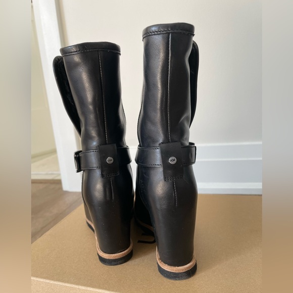 Ugg Ellecia wedge boot - Picture 6 of 8